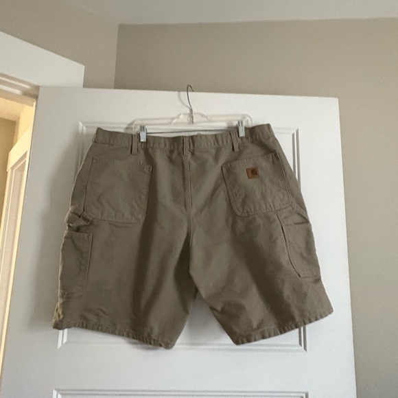 Carhartt Men's Khaki Cargo Shorts 44 waist - Picture 3 of 7